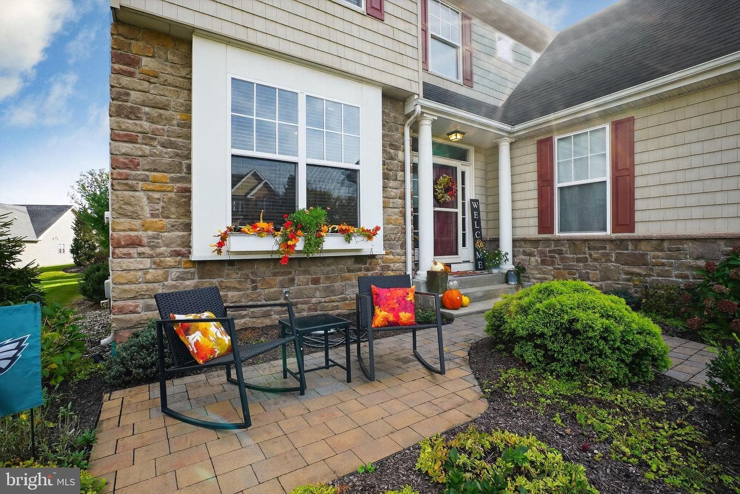 1351 Creekside Lane photo 4