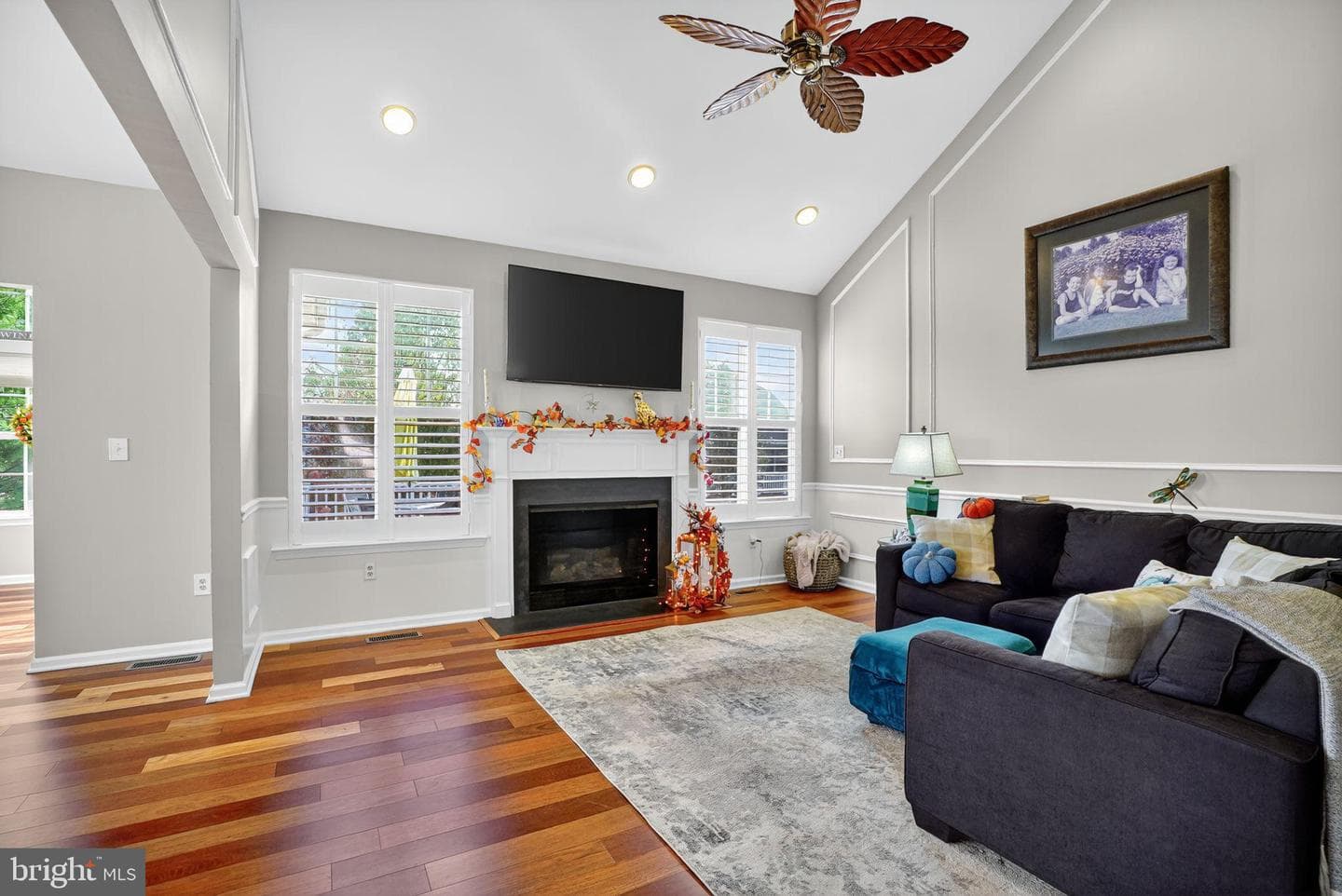 1351 Creekside Lane photo 8