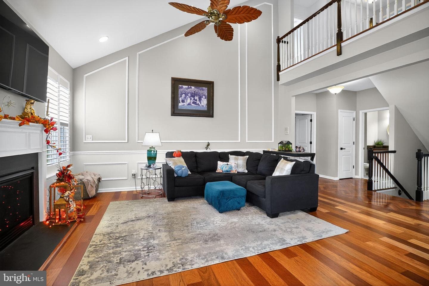 1351 Creekside Lane photo 9