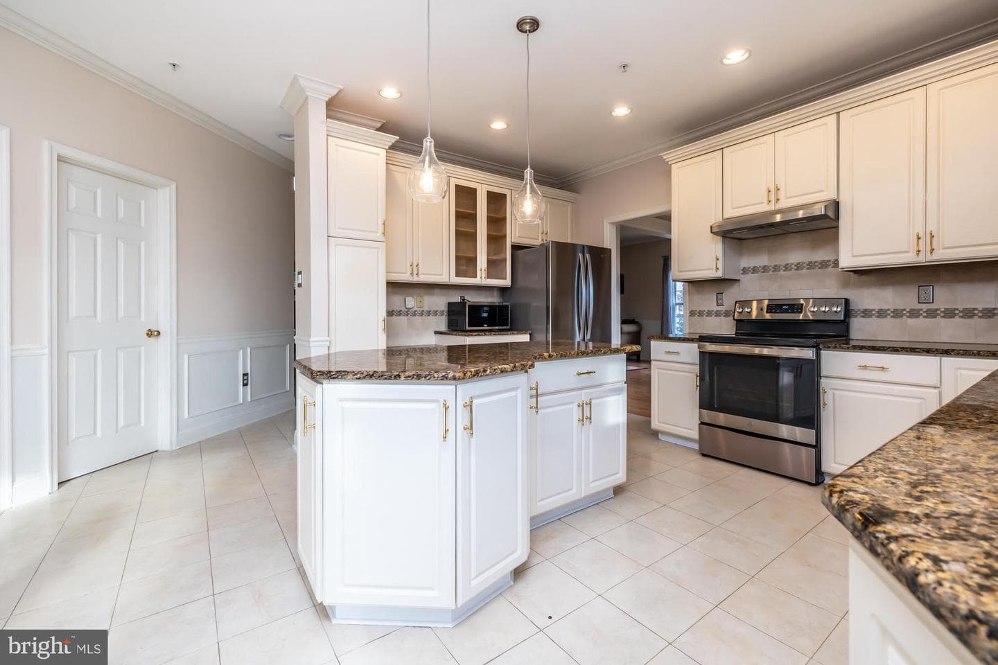 120 Statesman Road photo 15