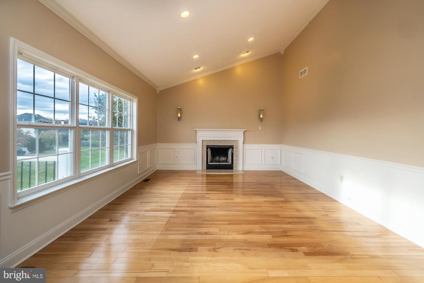 120 Statesman Road photo 18