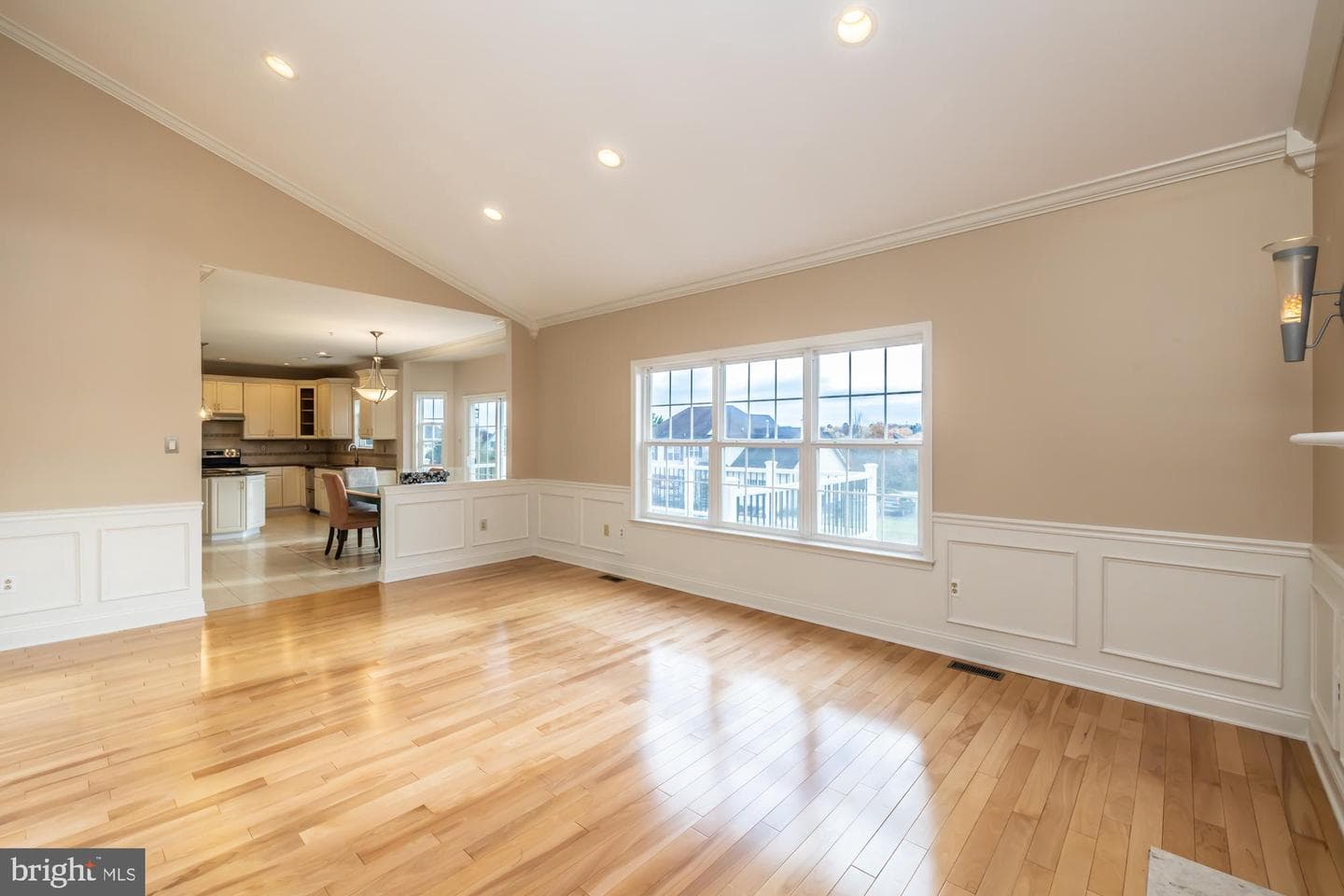 120 Statesman Road photo 20
