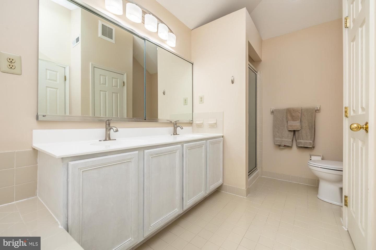 120 Statesman Road photo 25