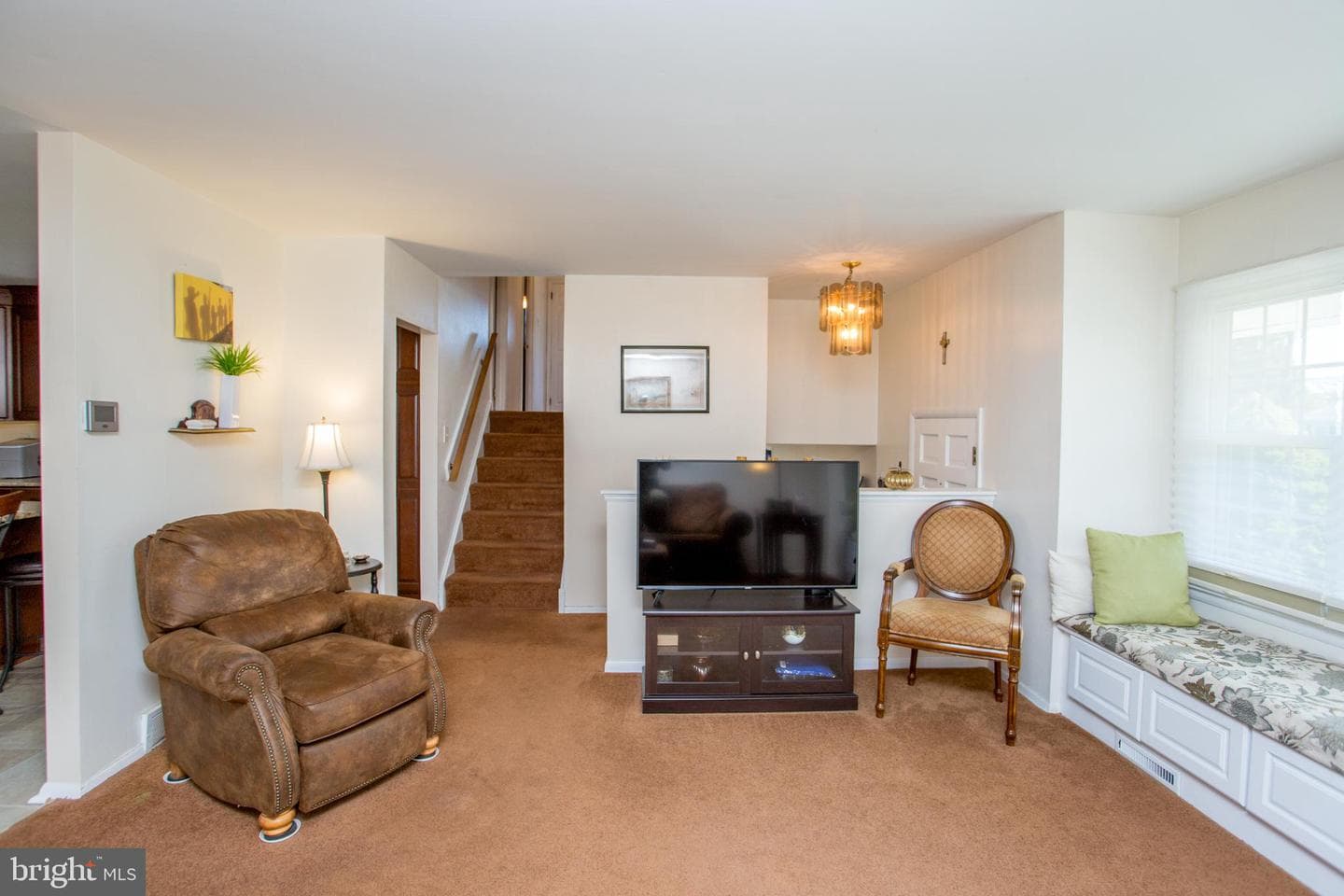 442 Acorn Drive photo 10