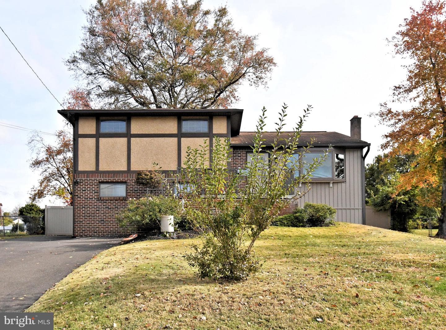 145 Beechwood Avenue photo 3