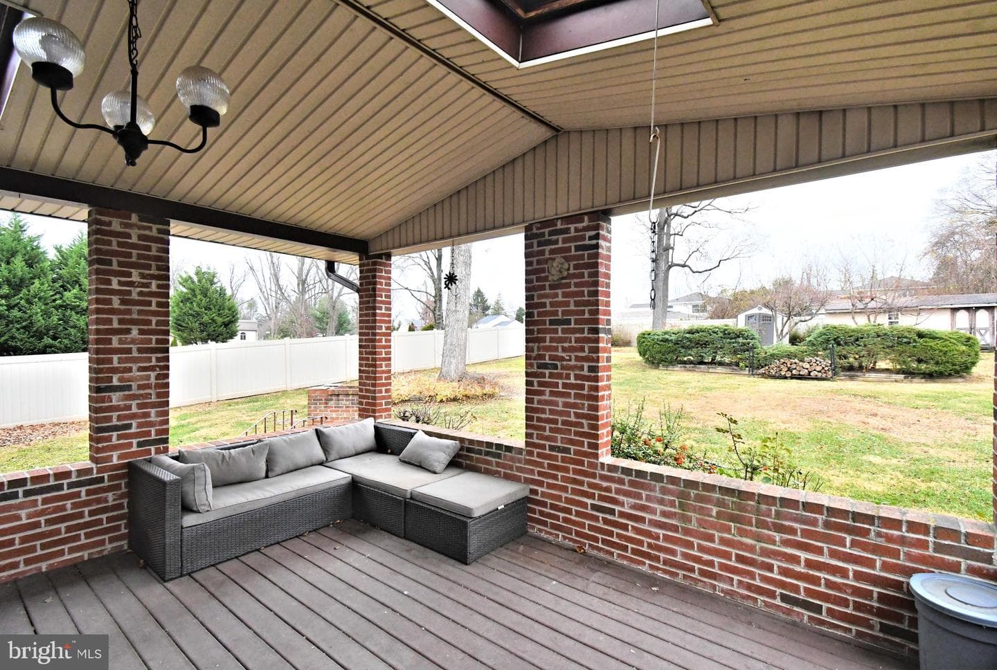145 Beechwood Avenue photo 40
