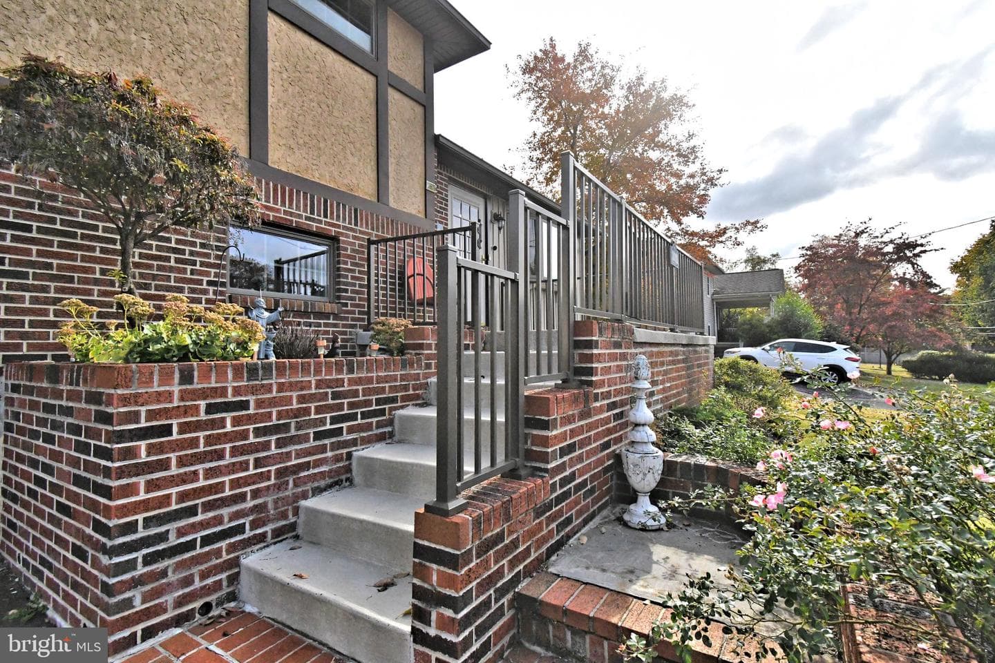 145 Beechwood Avenue photo 5