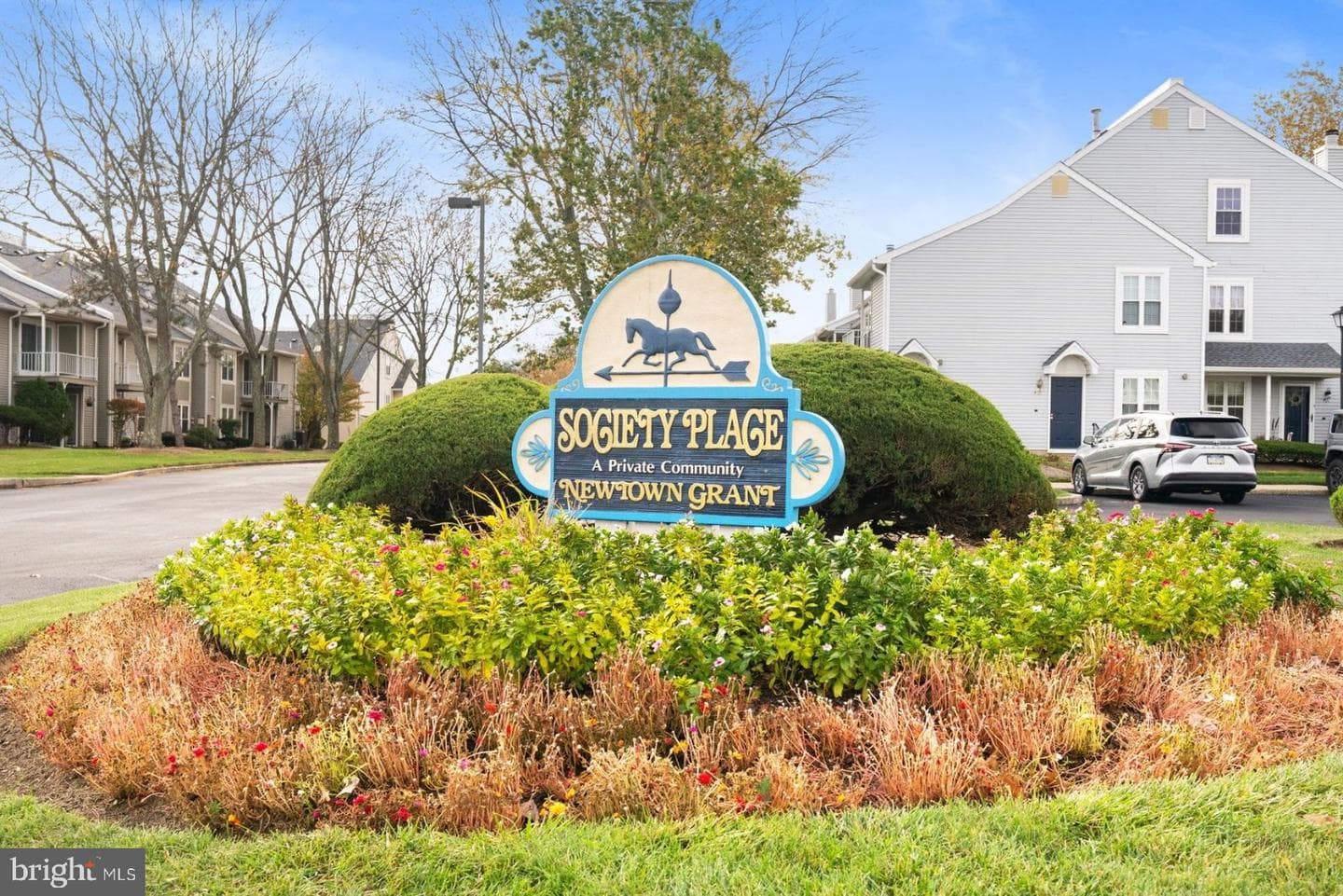 2212 Society Place photo 2