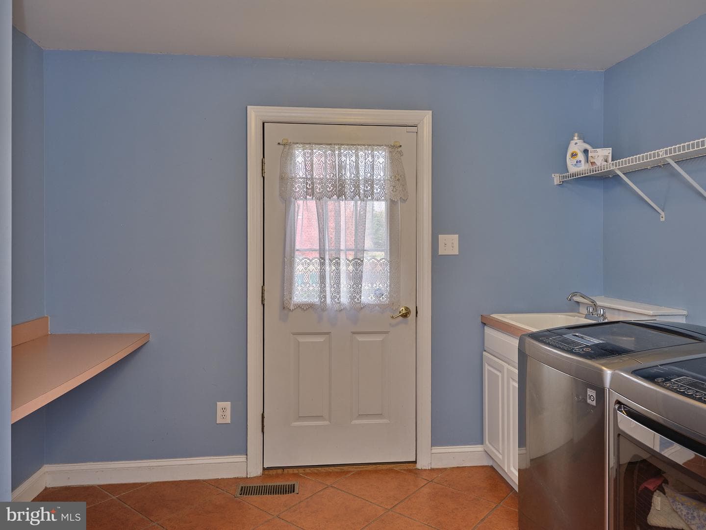9 Pickering Drive photo 17
