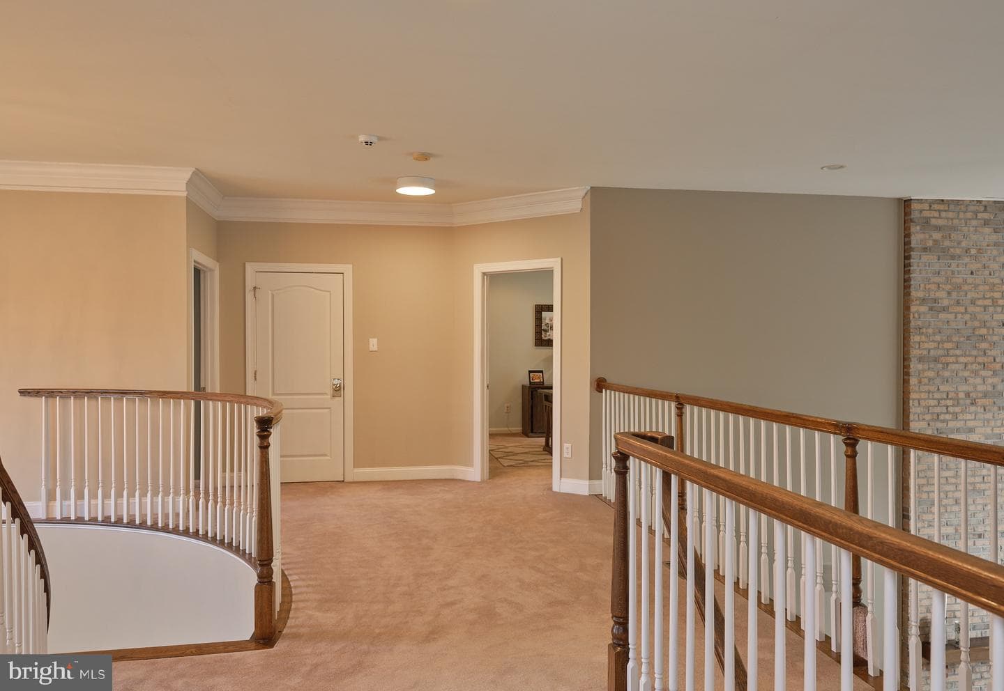 9 Pickering Drive photo 36