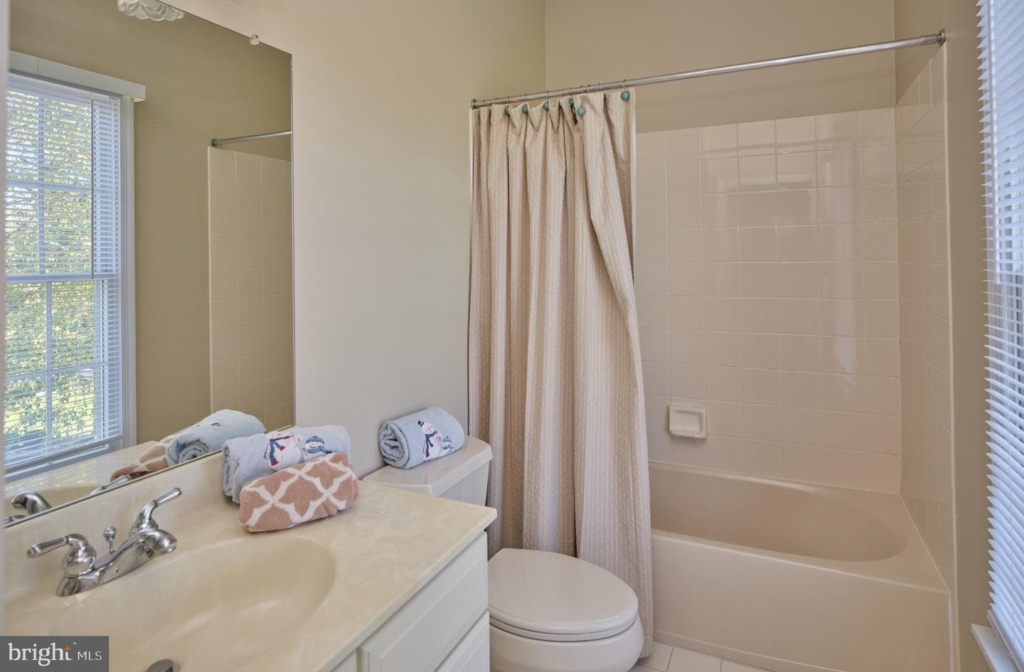 9 Pickering Drive photo 38