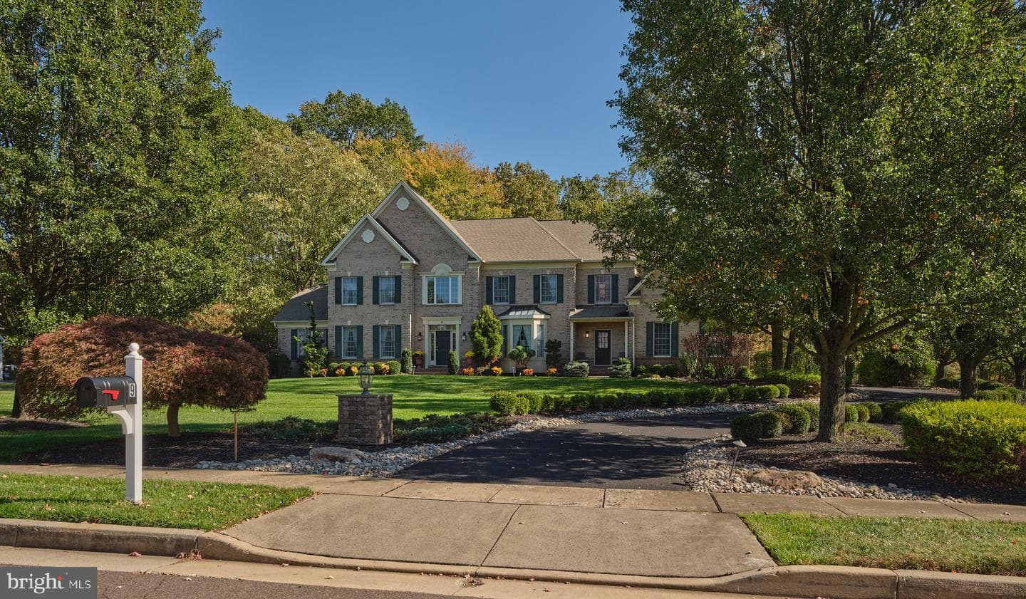 9 Pickering Drive photo 60