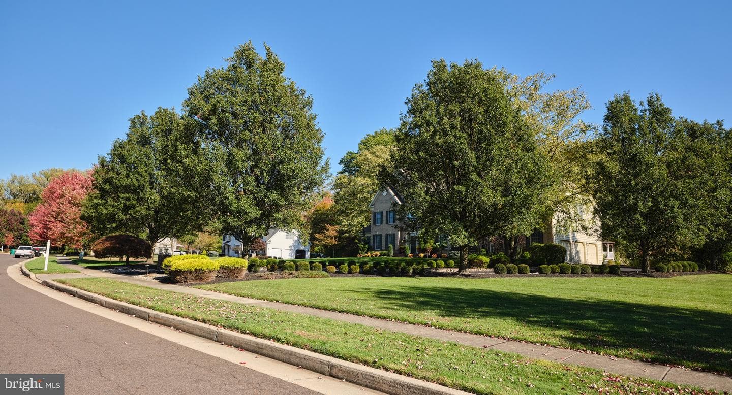 9 Pickering Drive photo 61