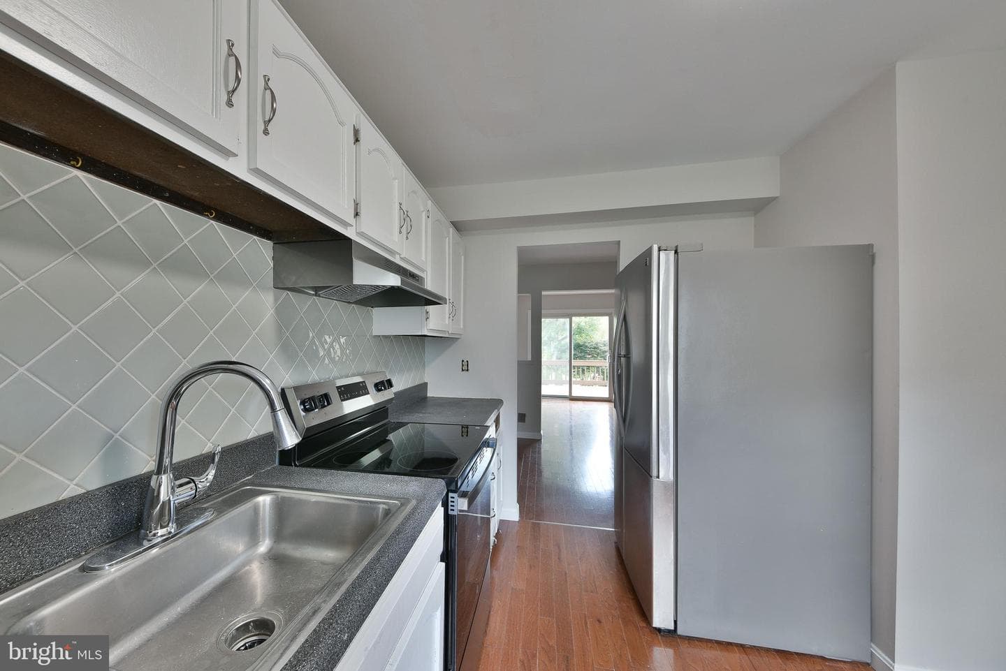 396 Rutgers Court photo 10