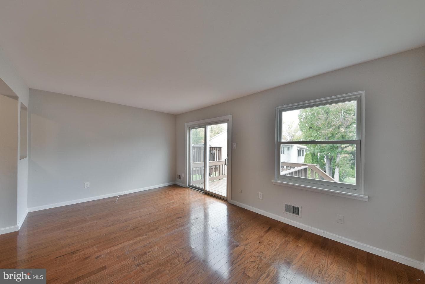 396 Rutgers Court photo 13