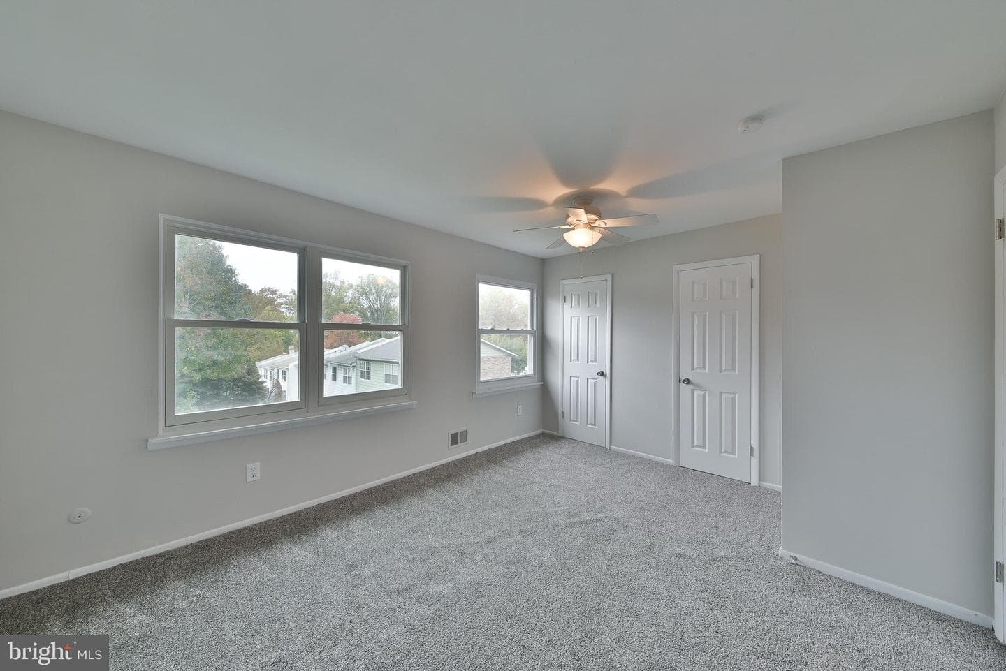 396 Rutgers Court photo 17