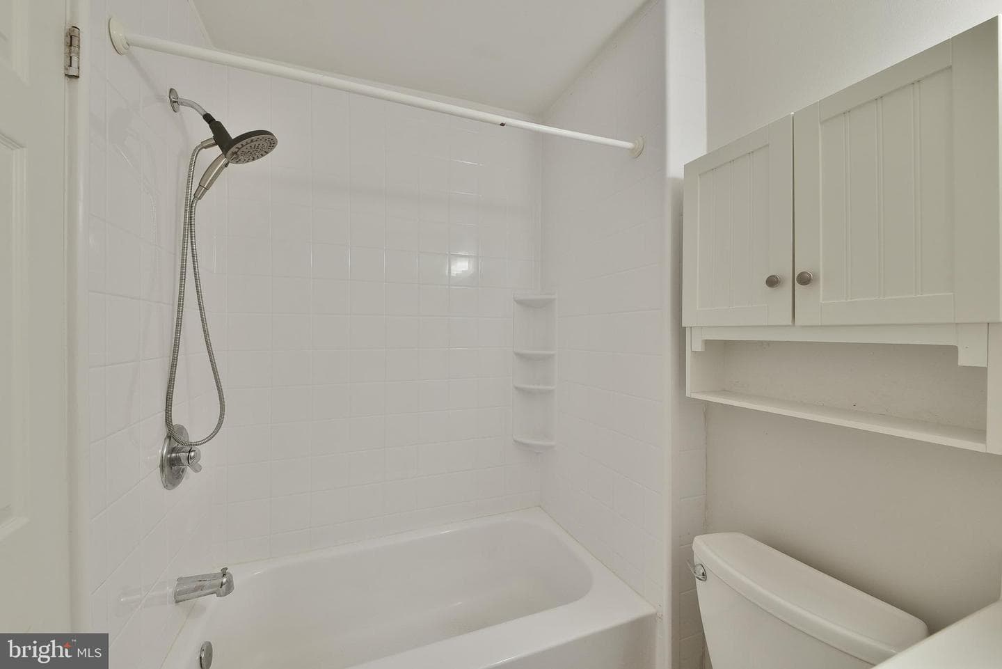 396 Rutgers Court photo 24