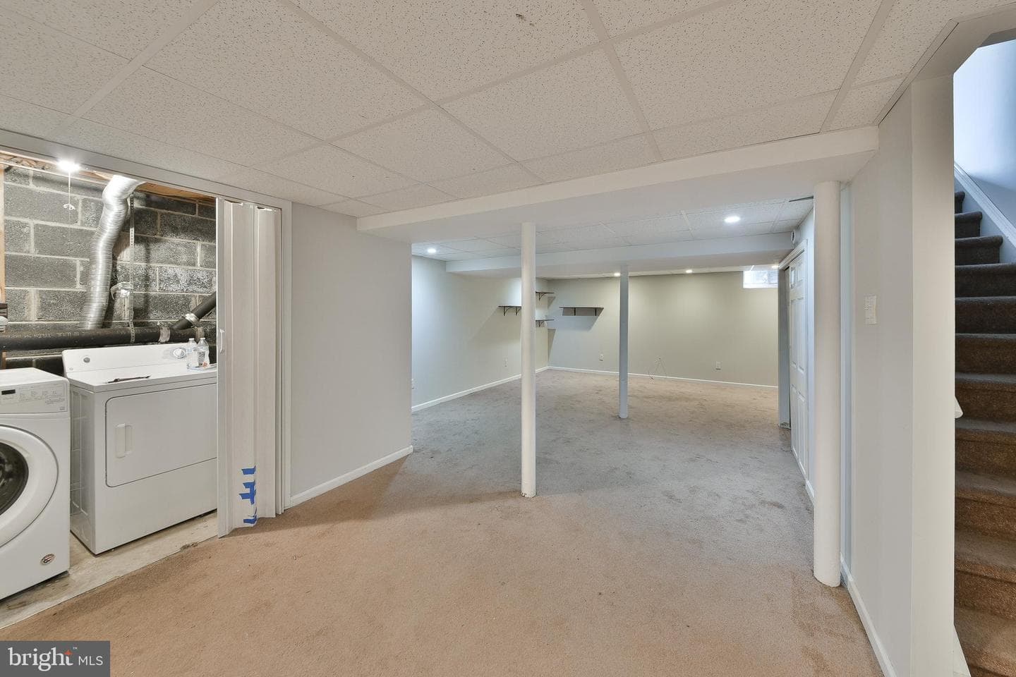 396 Rutgers Court photo 25