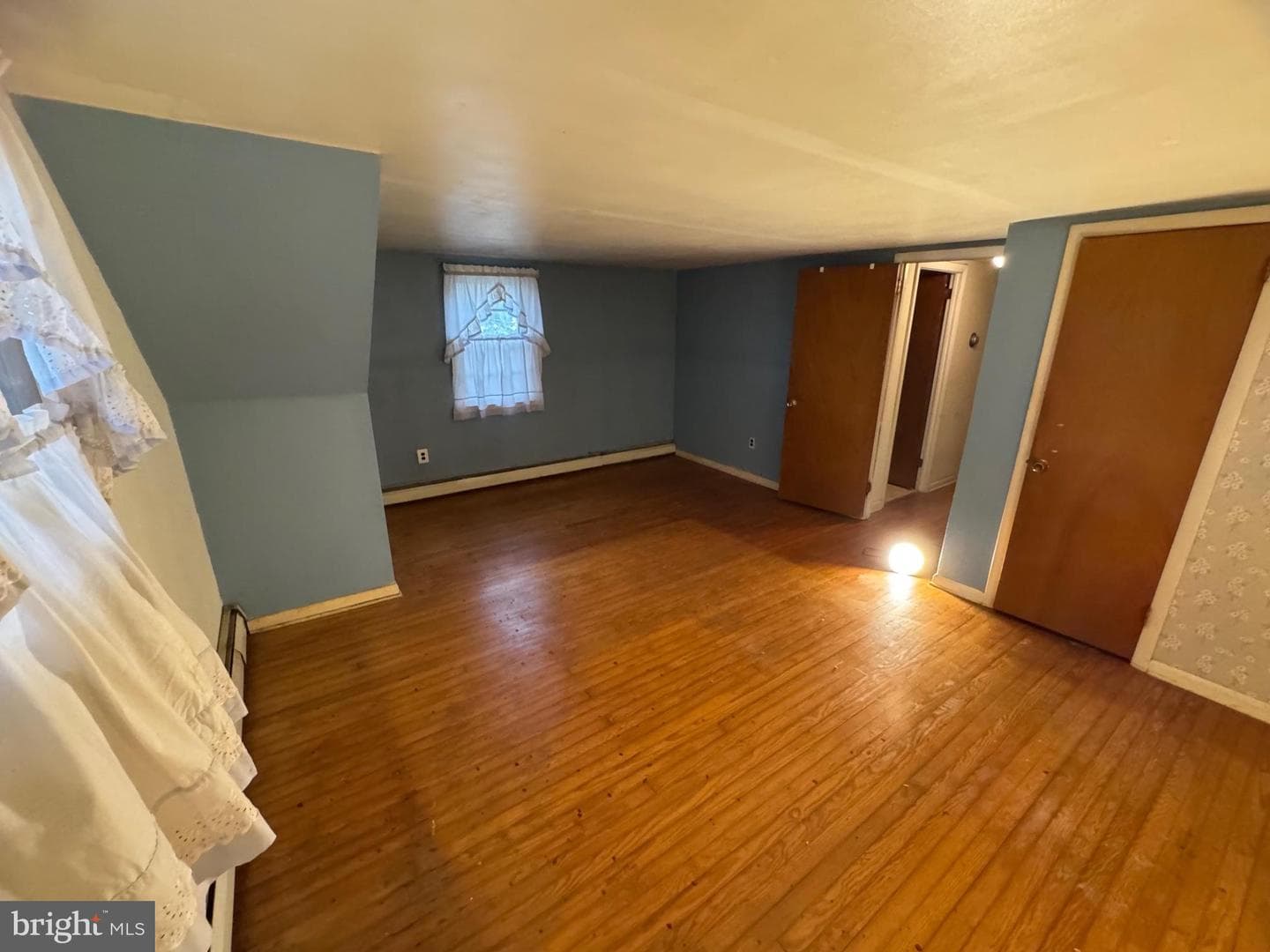 3208 Dixon Avenue photo 17