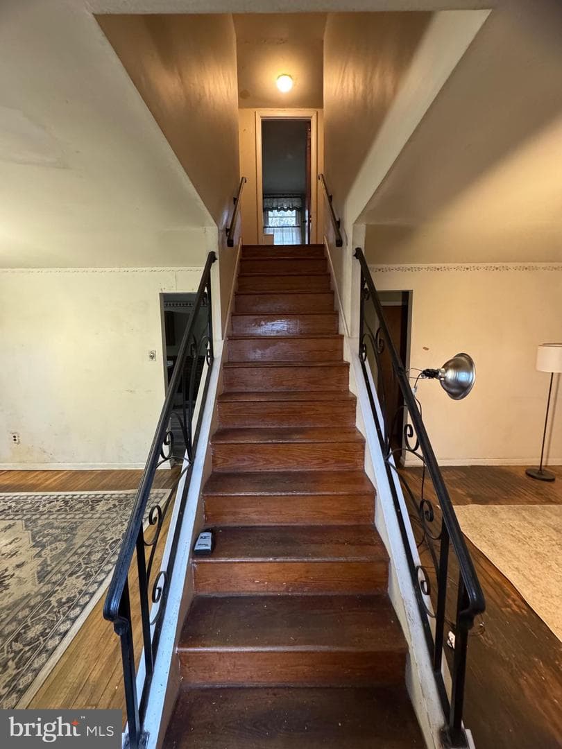 3208 Dixon Avenue photo 2