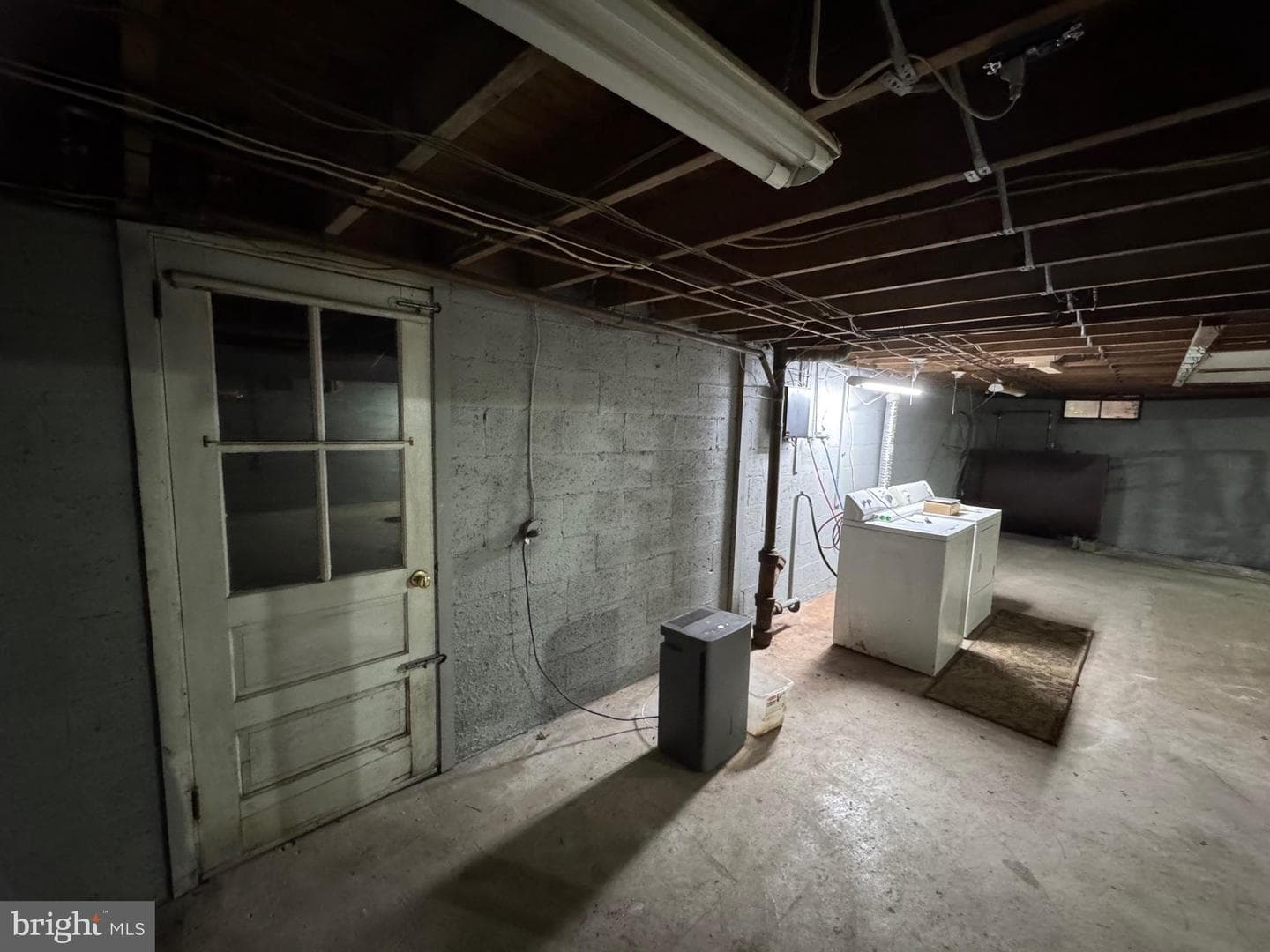 3208 Dixon Avenue photo 31