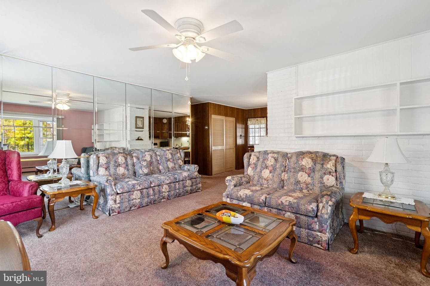 466 Lakeside Drive photo 10