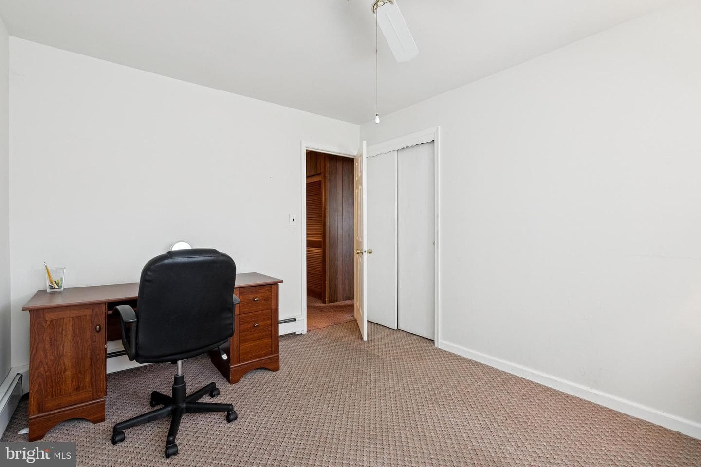466 Lakeside Drive photo 13