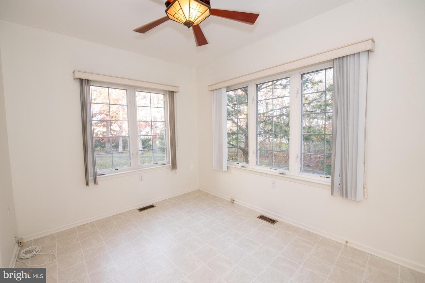 625 N Settlers Circle photo 37