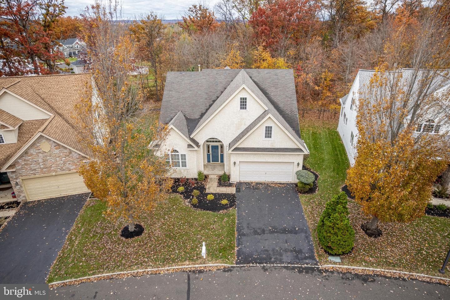 625 N Settlers Circle photo 4