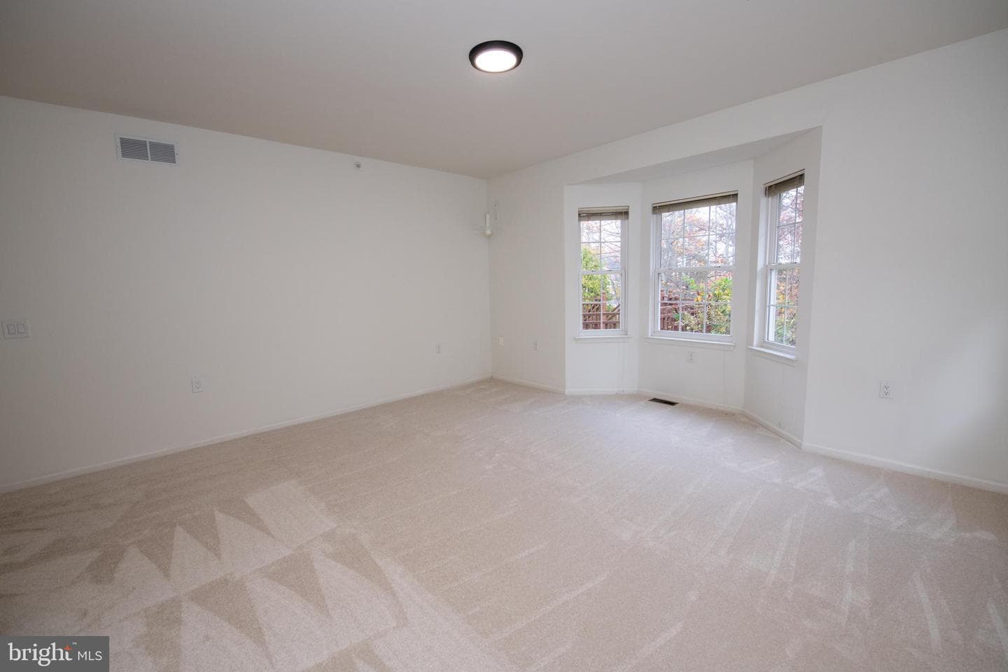 625 N Settlers Circle photo 60