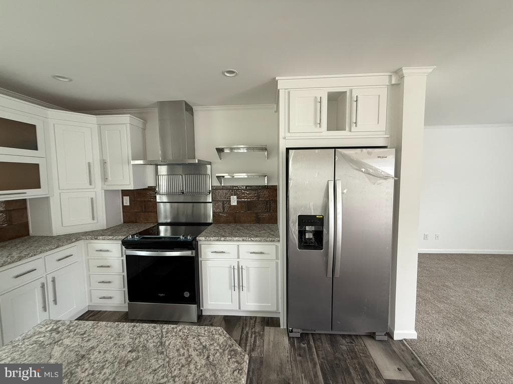 965 Eleanor Lane photo 8