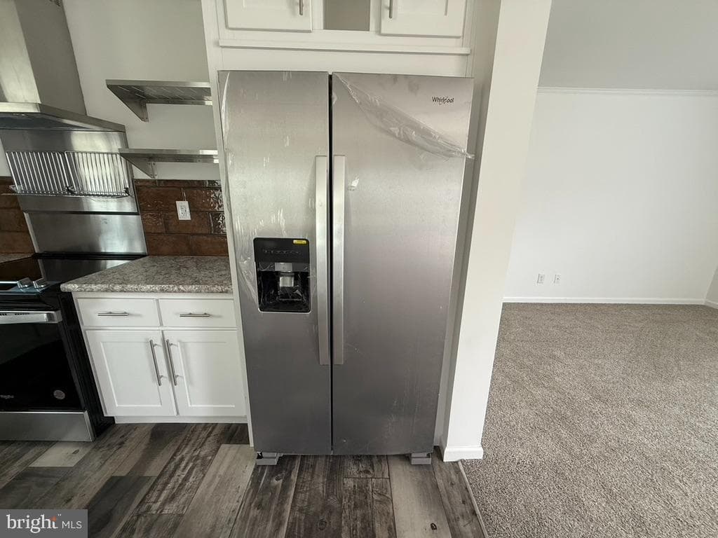965 Eleanor Lane photo 9