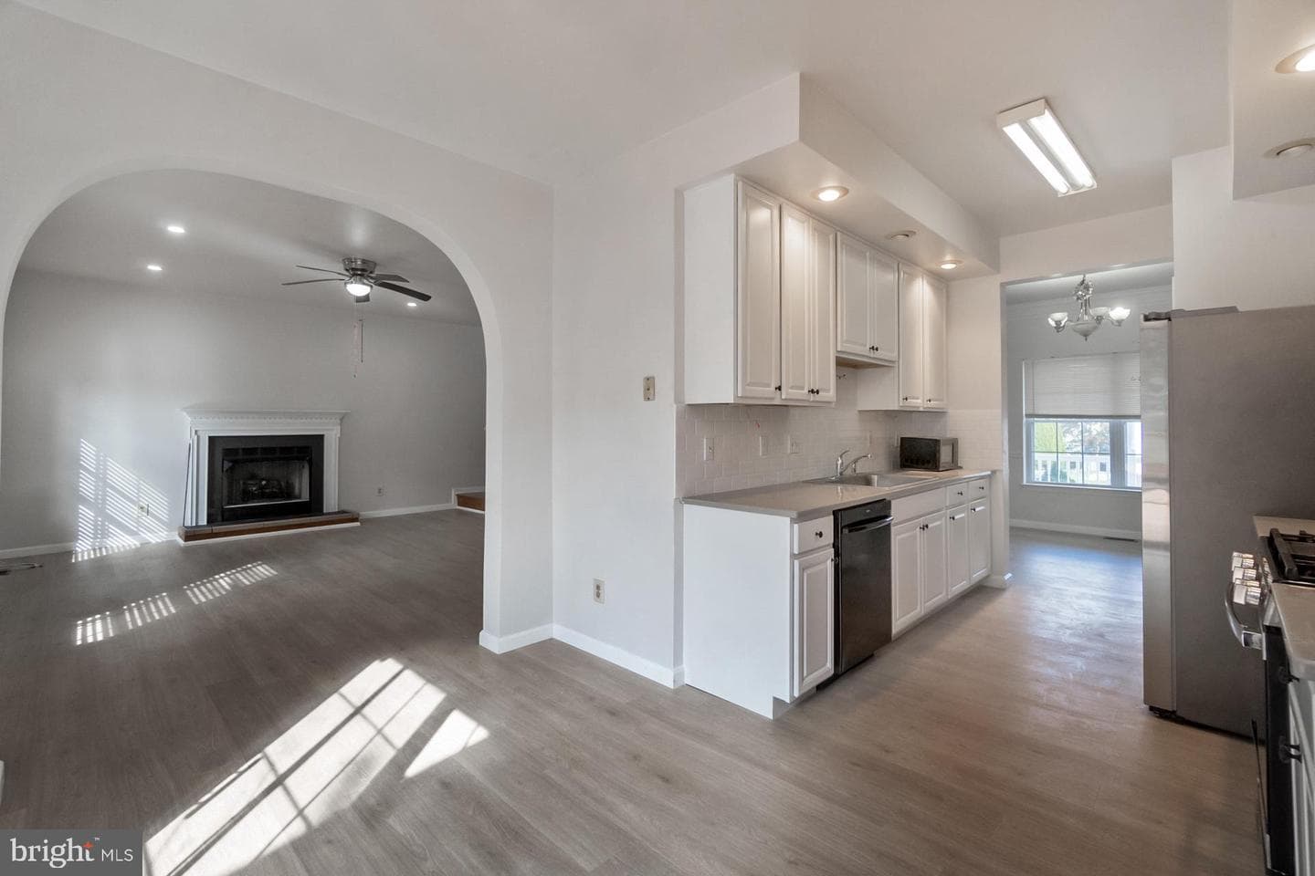 1805 Leedum Lane photo 4