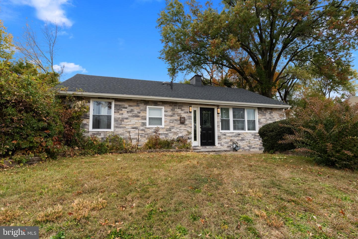 245 Trenton Road photo 2
