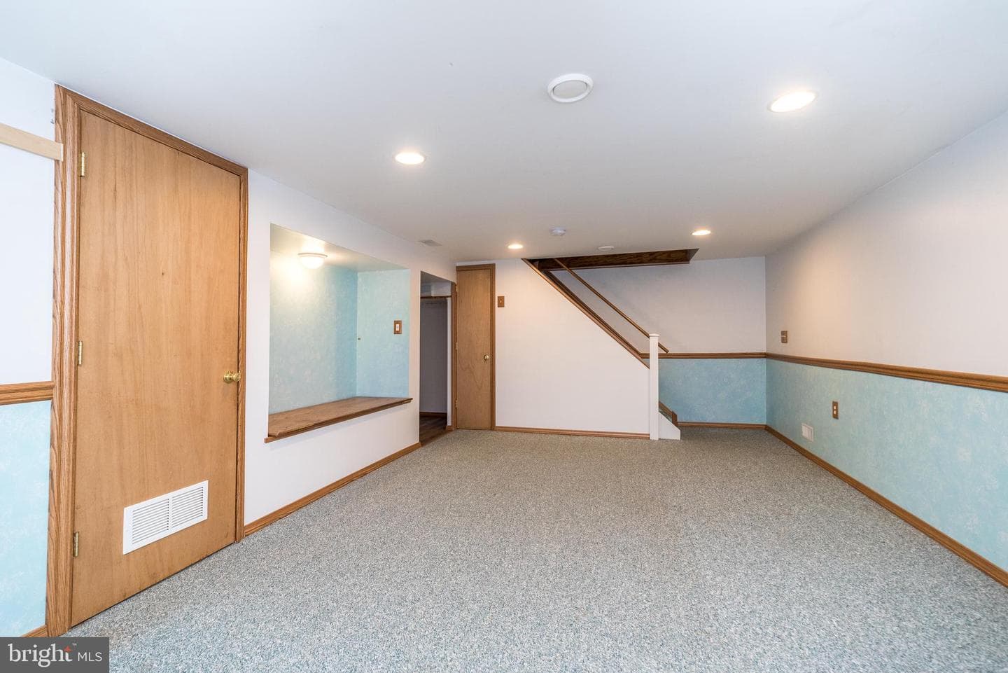 105 Birchwood Drive photo 27