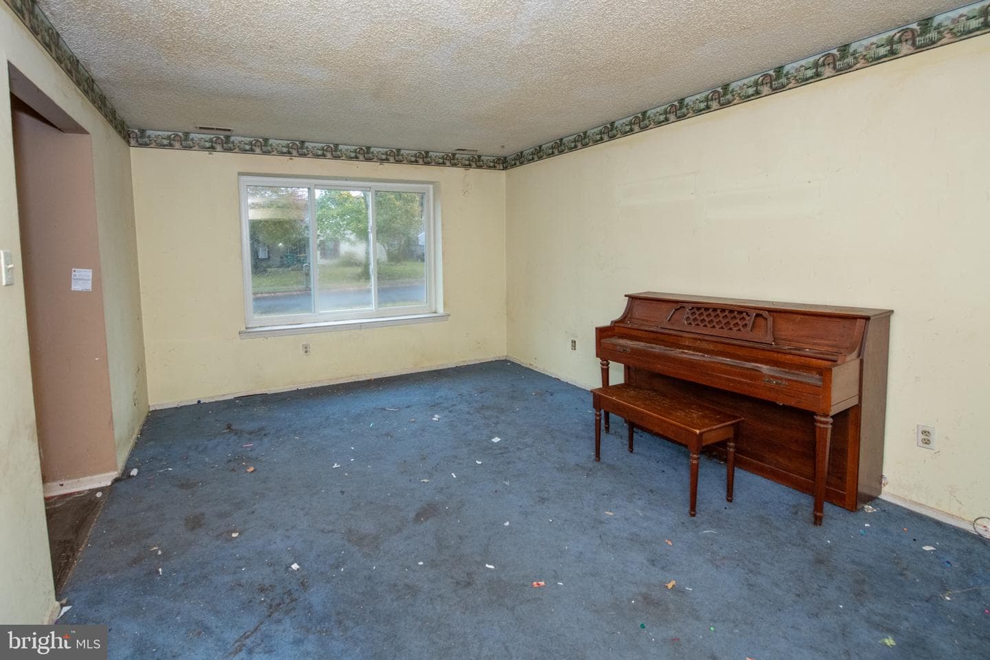 571 Fernwood Lane photo 12