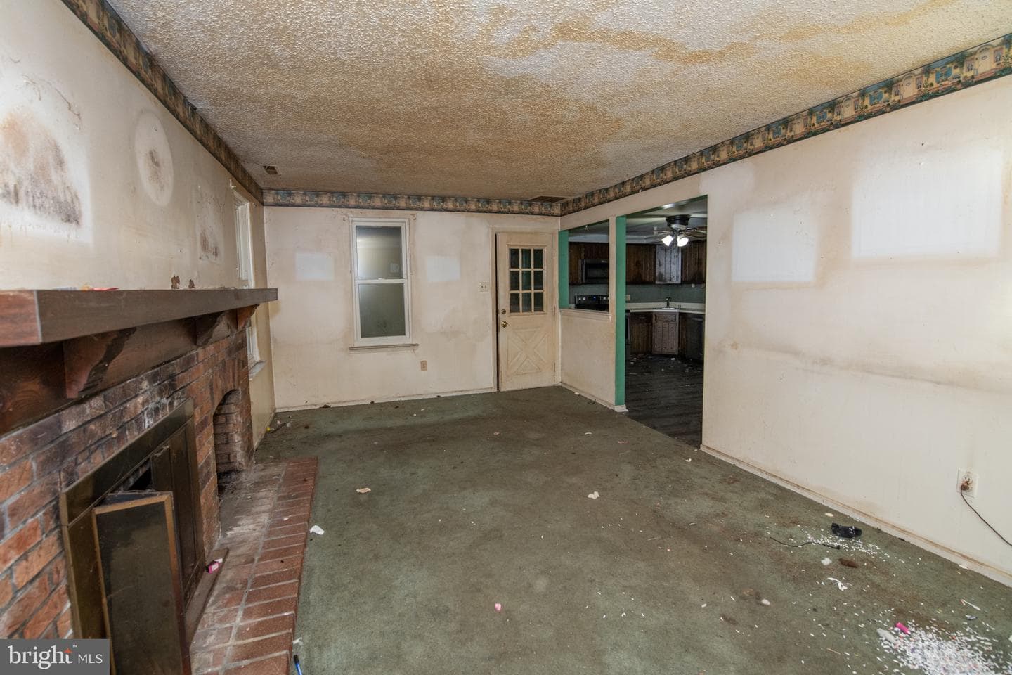 571 Fernwood Lane photo 7