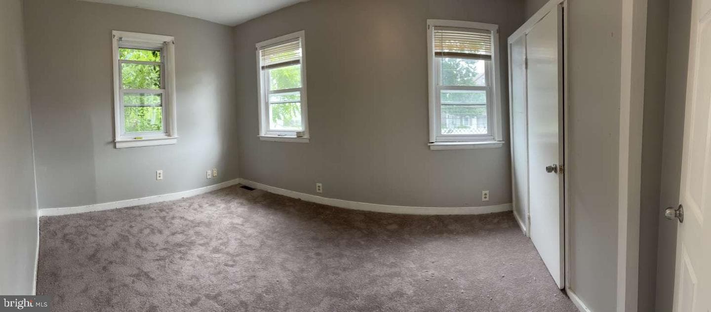 608 Clymer Street photo 12