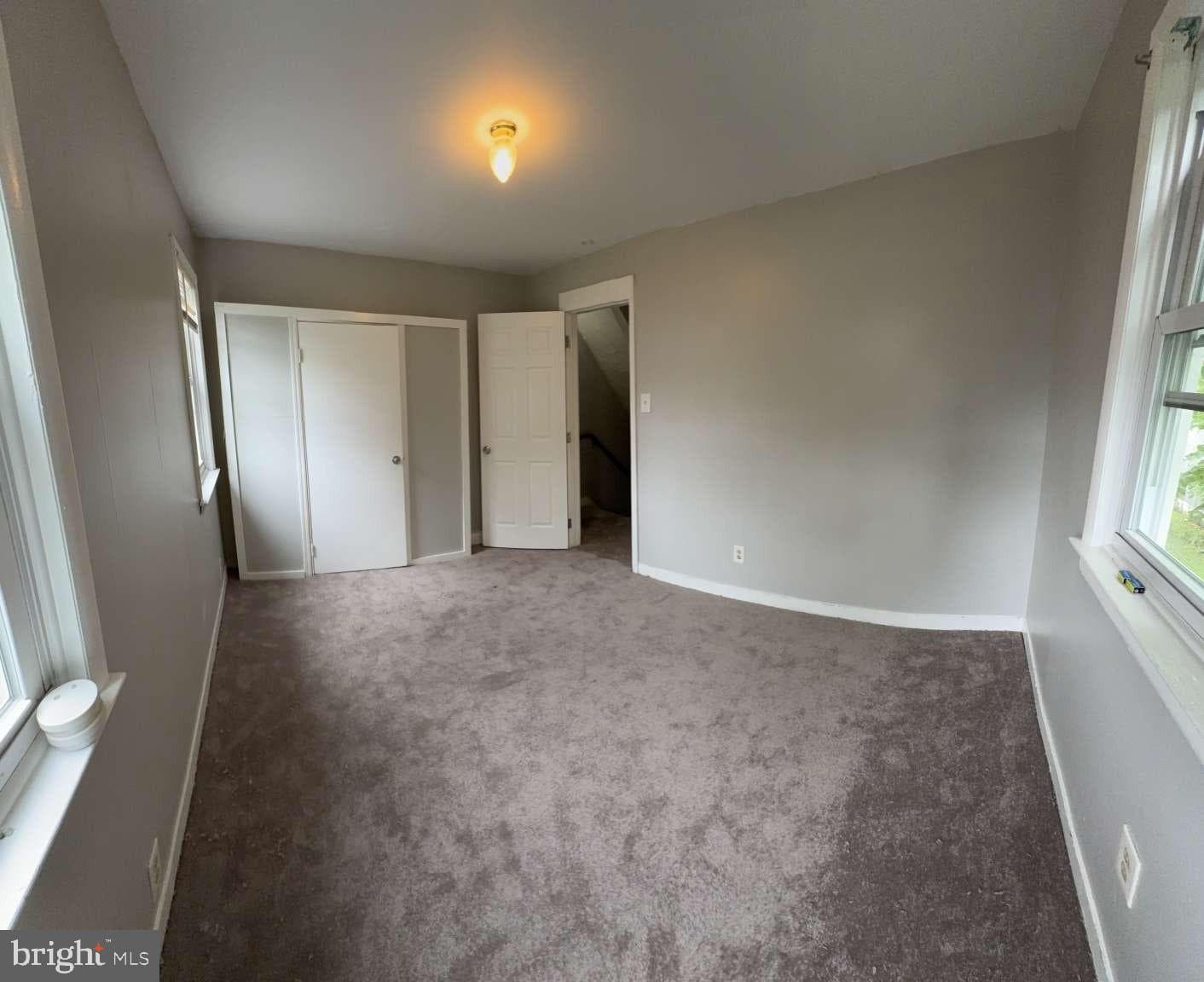 608 Clymer Street photo 14