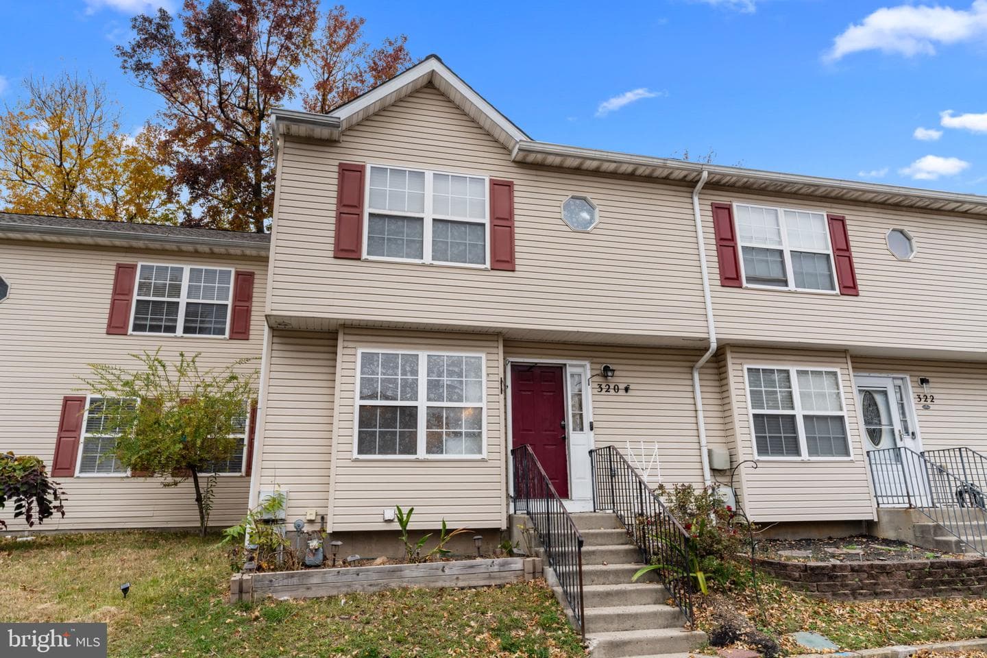 320 Melvin Avenue N #N photo 25