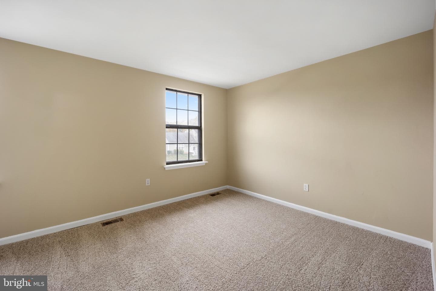560 Fernwood Lane photo 22