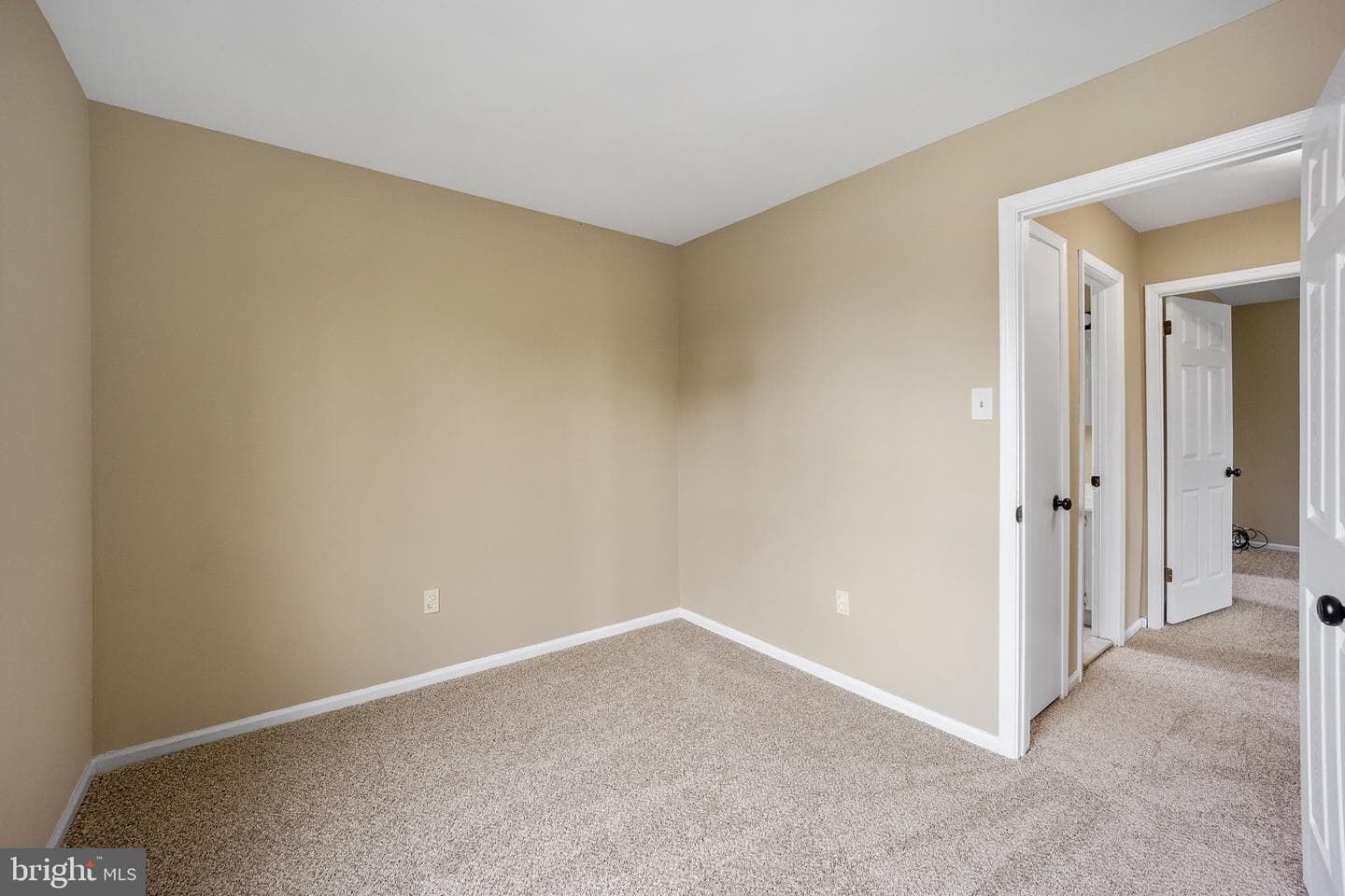 560 Fernwood Lane photo 26