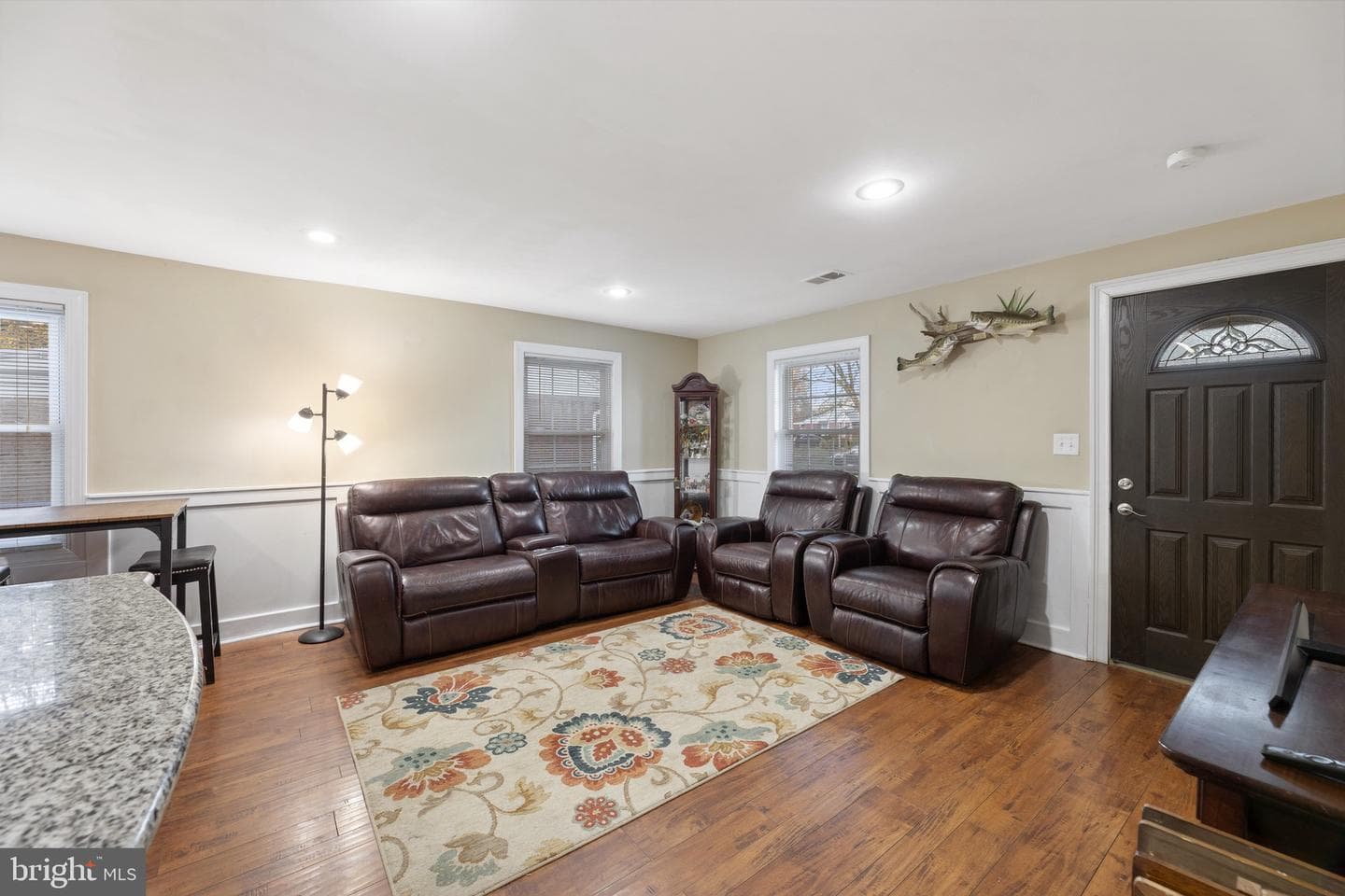 5604 Fleetwing Drive photo 5