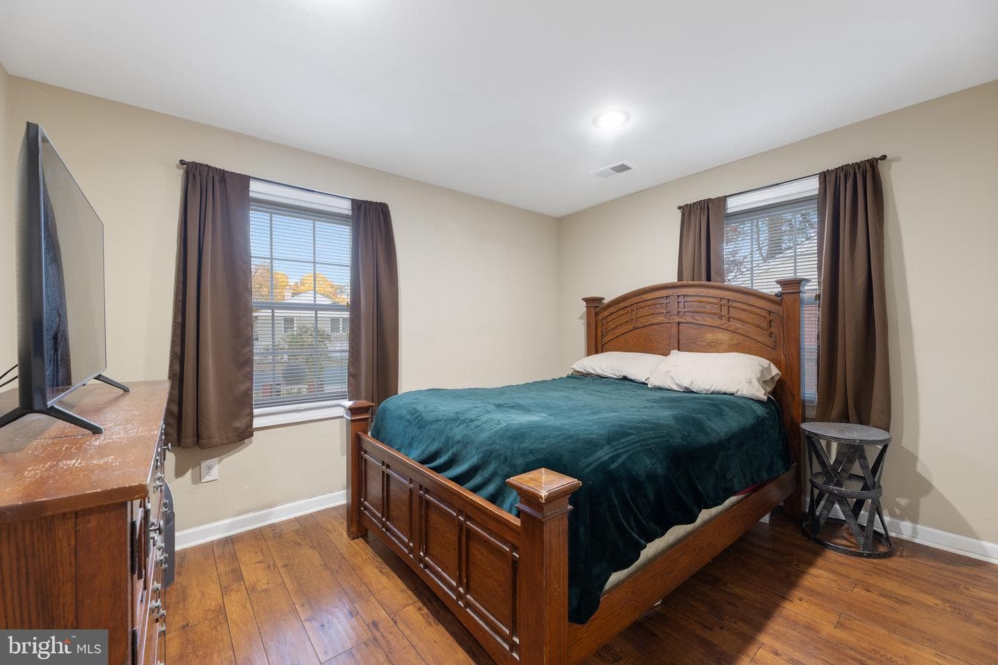 5604 Fleetwing Drive photo 8