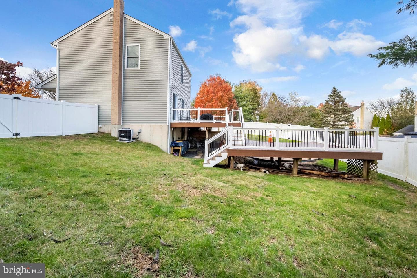 107 Chelsea Court photo 27