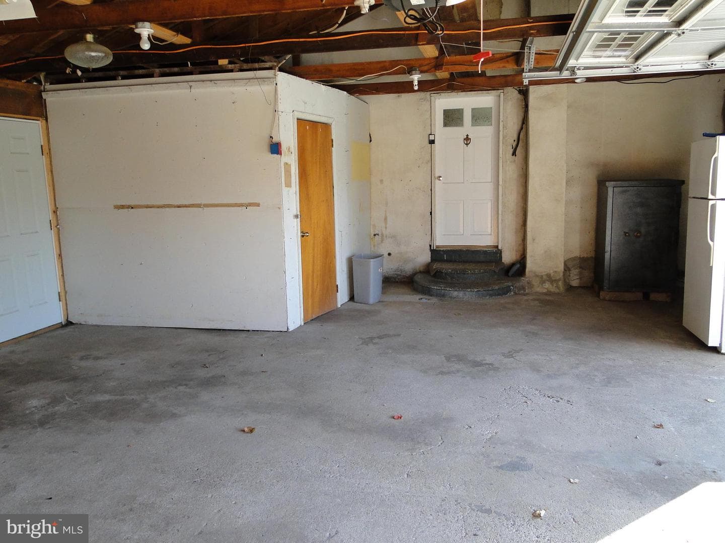 2365 E Swamp Road photo 26