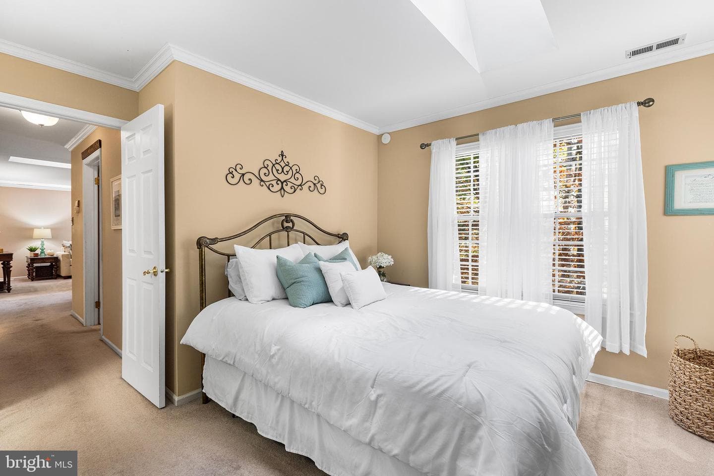 1016 Diamond Drive photo 11