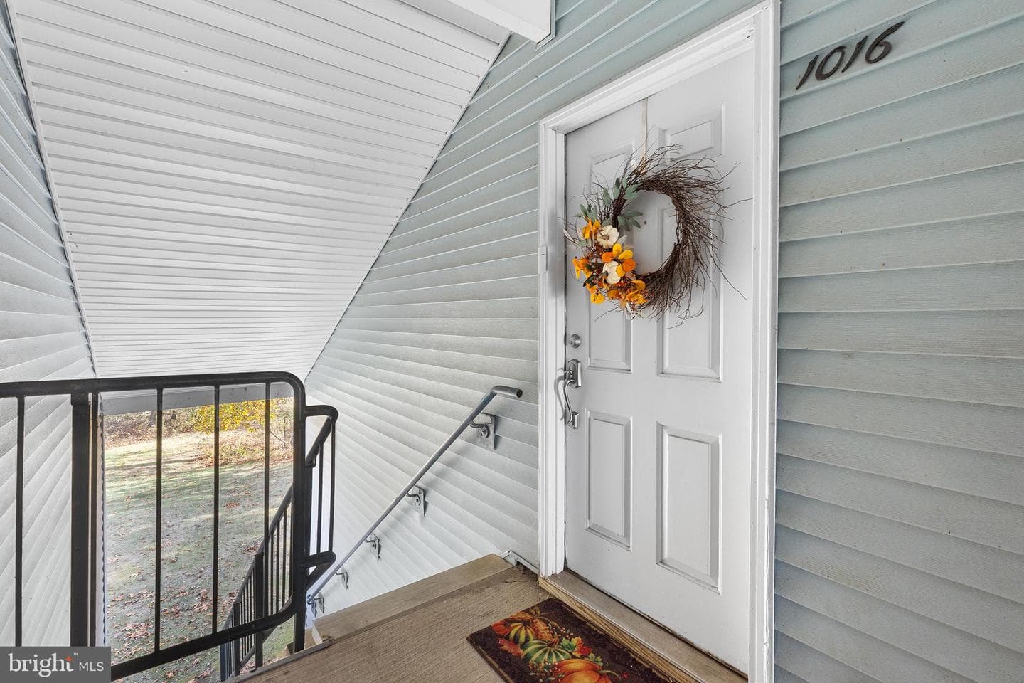1016 Diamond Drive photo 2