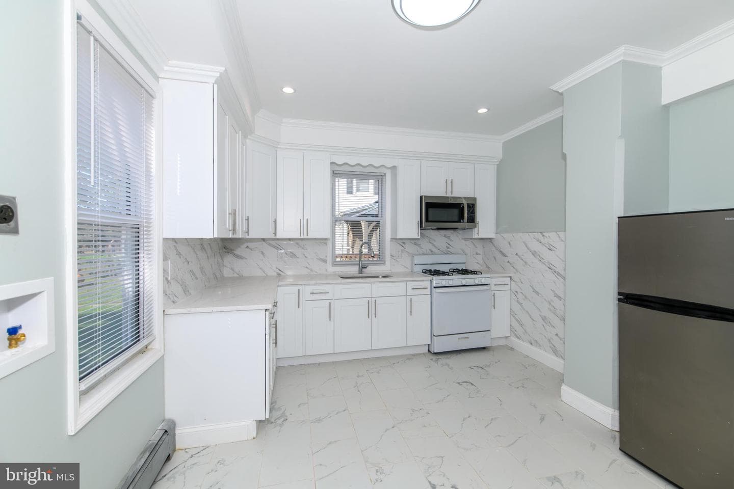 908 Juniper Street photo 23