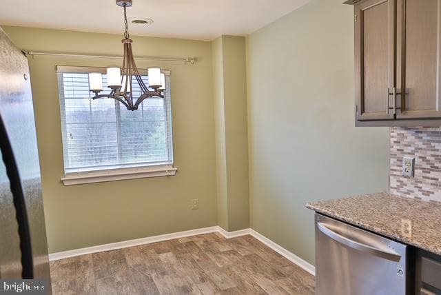415 Wexford Way photo 9